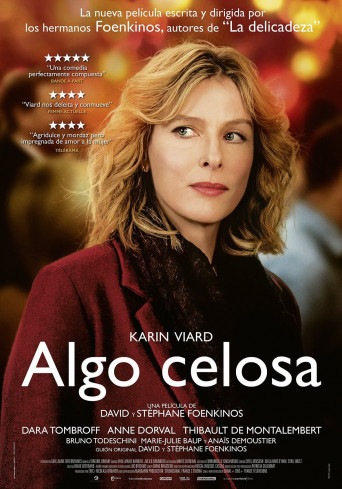 Algo celosa